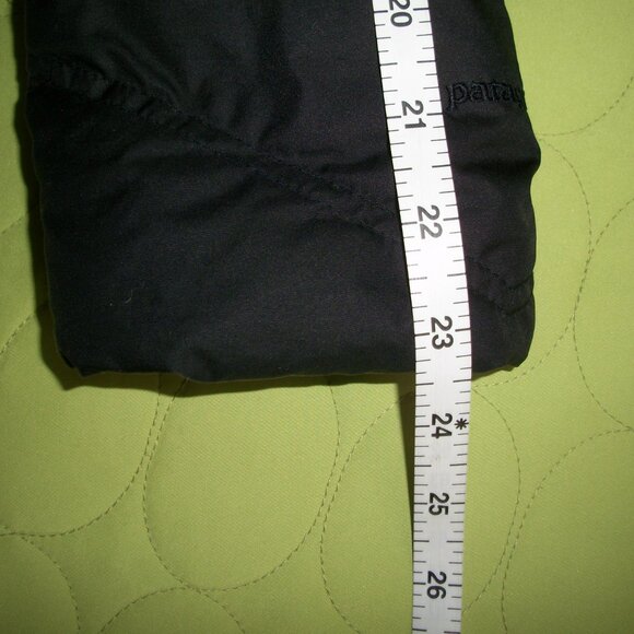 Patagonia Women's Black Down Puffer Coat with Hood - Picture 15 of 16